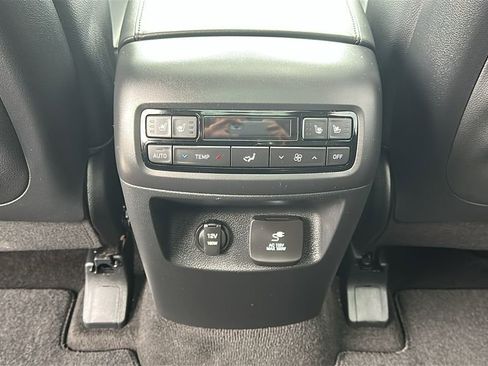 Used 2023 Hyundai Palisade Limited image 31