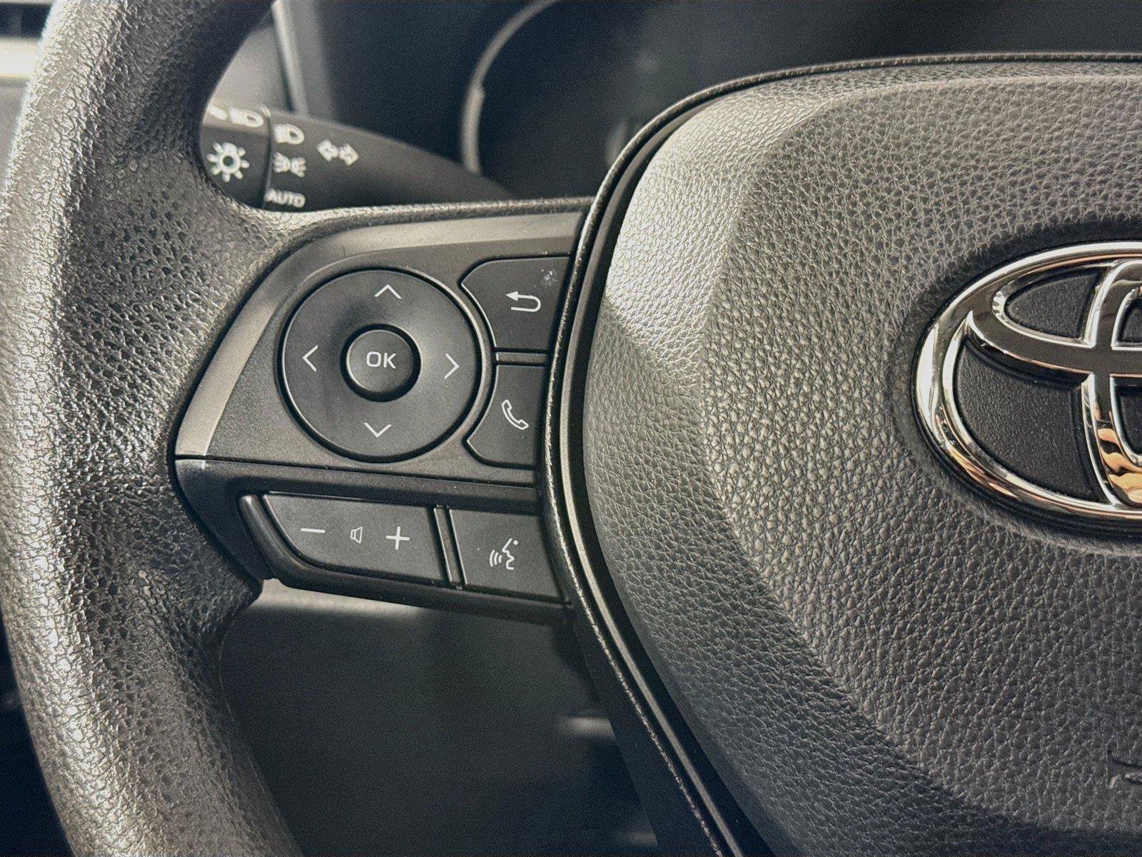 Certified 2025 Toyota RAV4 XLE AWD/4WD image 17