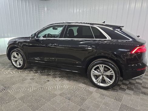 Used 2023 Audi Q8 Premium Plus w/ Premium Plus Package AWD/4WD image 4
