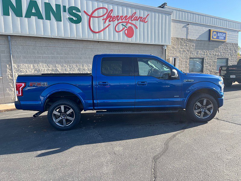 Used 2017 Ford F150 XLT w/ Equipment Group 301A Mid AWD/4WD image 9
