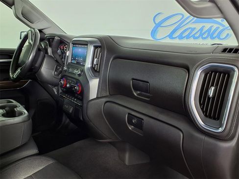 Used 2020 Chevrolet Silverado 1500 LT w/ Texas Edition image 9