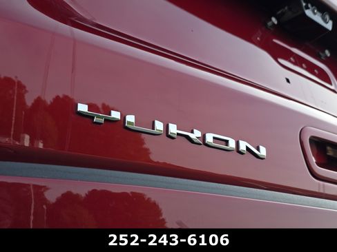 Used 2025 GMC Yukon AT4 w/ AT4 Premium Plus Package AWD/4WD image 48