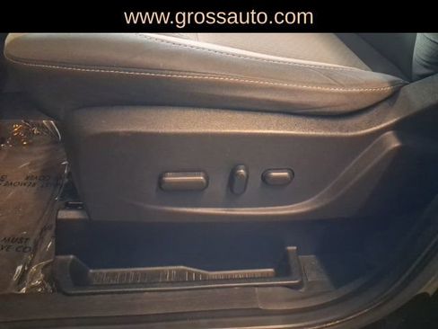 Used 2017 Ford Escape SE image 20