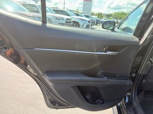 Used 2020 Toyota Camry LE FWD image 25