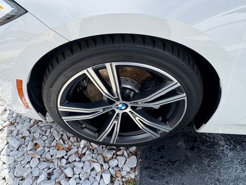 Used 2021 BMW 430i Coupe w/ Convenience Package image 3