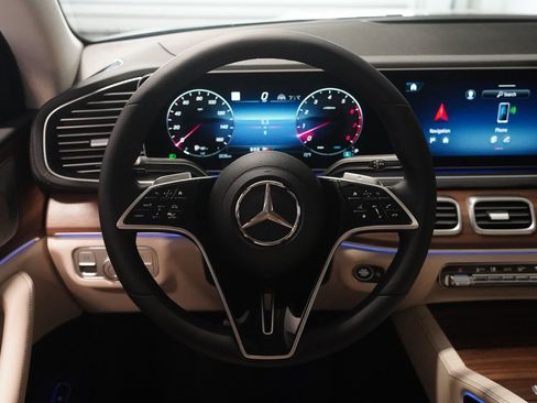 New 2026 Mercedes-Benz GLE 450 4MATIC Coupe image 18