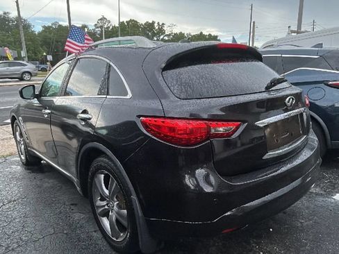 Used 2009 INFINITI FX35 2WD w/ Technology Pkg image 3