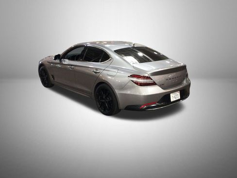 Used 2022 Genesis G70 2.0T AWD/4WD image 3