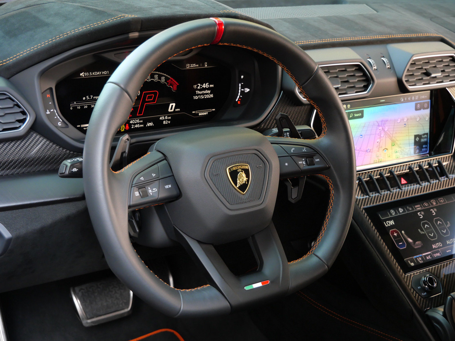 Used 2024 Lamborghini Urus Performante AWD/4WD image 26