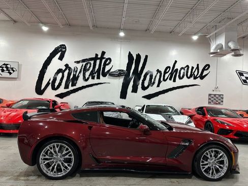 Used 2016 Chevrolet Corvette Z06 w/ 3LZ Preferred Equipment Group RWD image 9