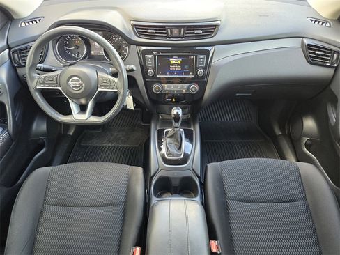 Used 2022 Nissan Rogue Sport S image 22