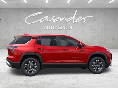 New 2027 Chevrolet Equinox LT w/ Convenience Package II FWD image 5
