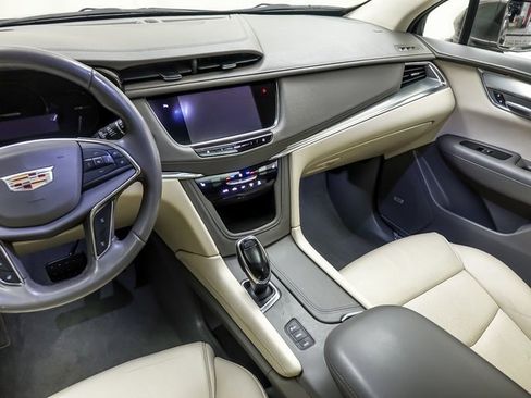 Used 2019 Cadillac XT5 Luxury image 13