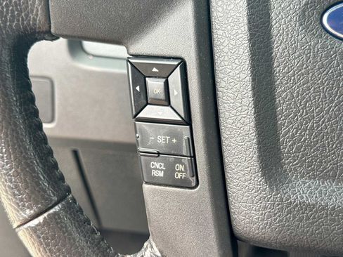 Used 2011 Ford F150 XLT w/ XLT Chrome Pkg AWD/4WD image 20