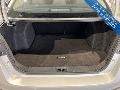 Used 2021 Nissan Versa SV image 18