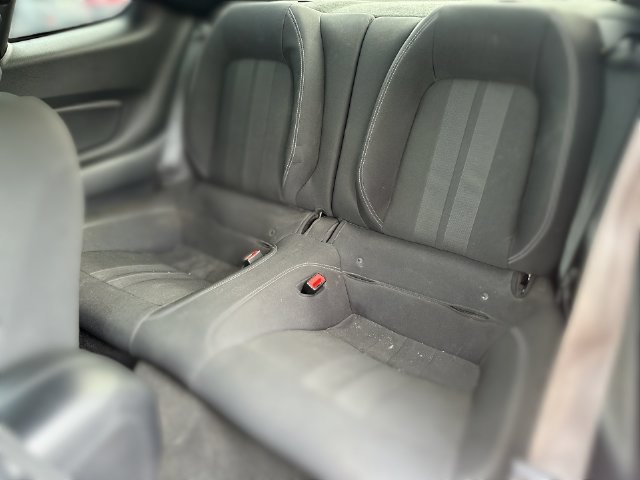 Used 2019 Ford Mustang Coupe RWD image 32