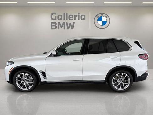 Used 2025 BMW X5 xDrive40i w/ Executive Package image 10