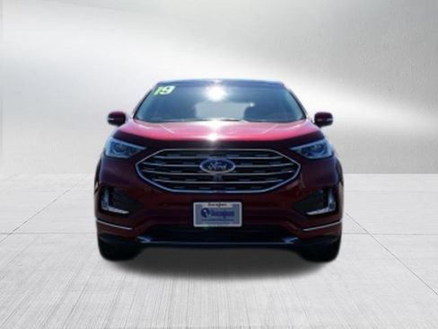 Used 2019 Ford Edge Titanium w/ Equipment Group 301A image 8