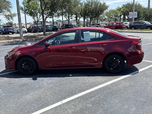 Used 2023 Toyota Corolla LE FWD image 7