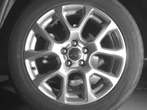 Used 2025 Jeep Compass Limited image 11