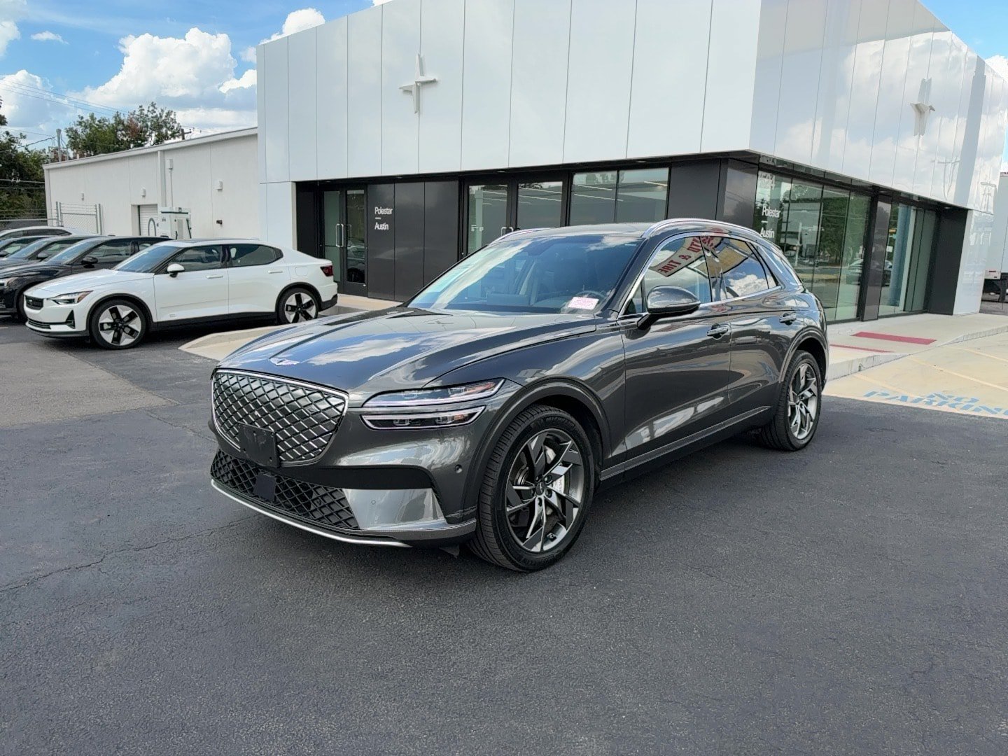 Used 2025 Genesis Electrified GV70 w/ Prestige Package AWD/4WD image 2