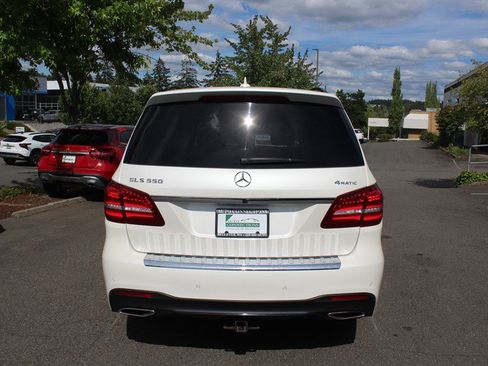 Used 2018 Mercedes-Benz GLS 550 4MATIC image 4