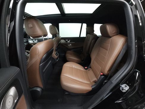 Used 2024 Mercedes-Benz GLS 450 4MATIC image 28