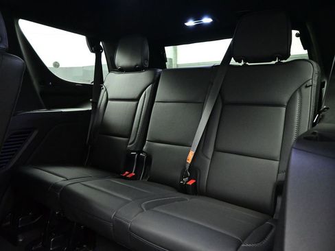 Used 2023 GMC Yukon Denali image 11