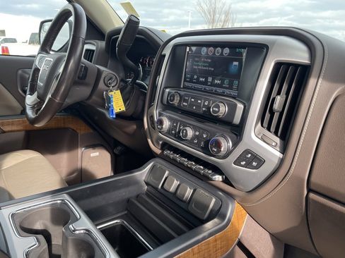 Used 2018 GMC Sierra 1500 SLT image 30