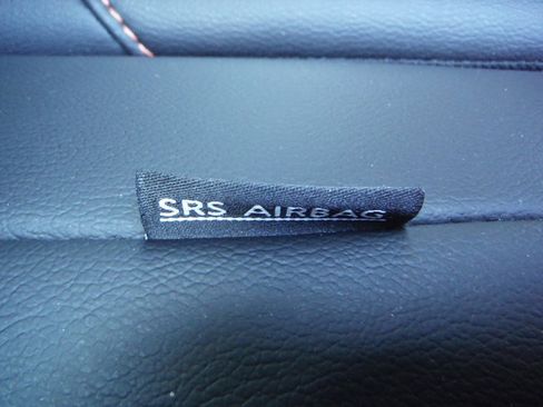 Used 2022 Nissan Sentra SR w/ SR Premium Package FWD image 35