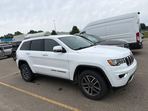 Used 2021 Jeep Grand Cherokee Limited AWD/4WD image 3