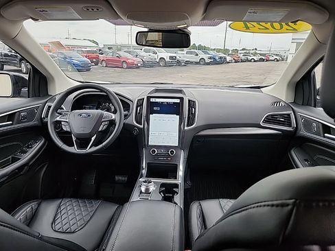 Used 2024 Ford Edge Titanium AWD/4WD image 36