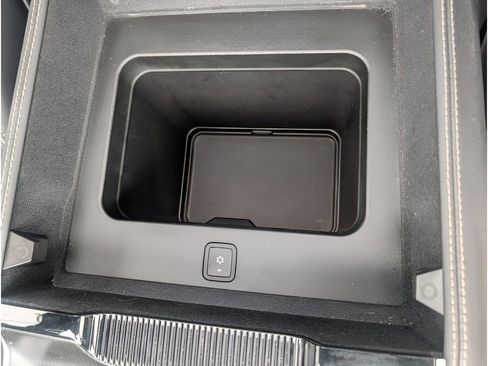 Used 2024 Jeep Grand Wagoneer L Series II w/ Quick Order Packagew 28T image 29