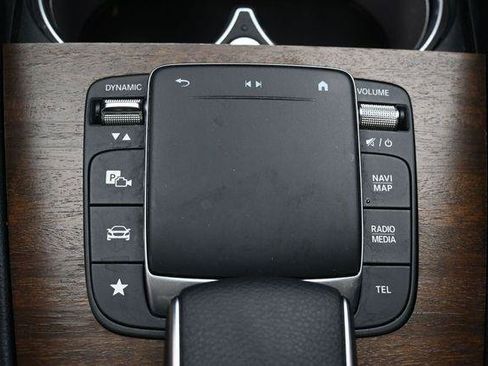 Used 2021 Mercedes-Benz GLS 580 4MATIC image 27