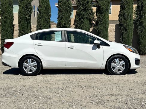 Used 2017 Kia Rio LX w/ Power Package FWD image 3
