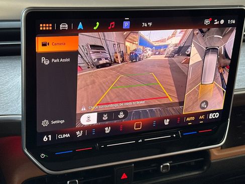 New 2025 Volkswagen ID. Buzz Pro S Plus RWD image 19
