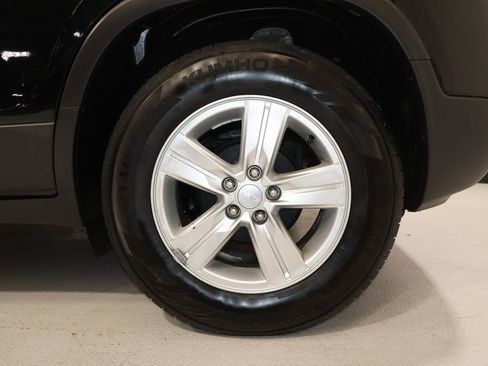 Used 2019 Chevrolet Trax LT w/ LPO, Cargo Package image 29