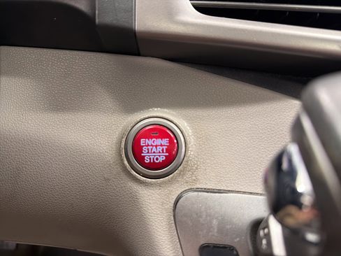 Used 2015 Honda Odyssey EX-L image 19