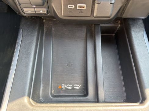 Used 2022 GMC Sierra 1500 AT4 w/ AT4 Premium Package image 27