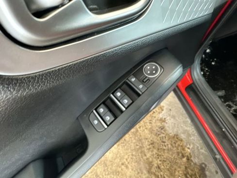 Certified 2023 Kia Soul LX w/ Option Group 015 image 17