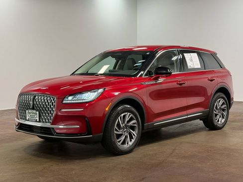 Used 2023 Lincoln Corsair AWD w/ Equipment Group 101A image 7