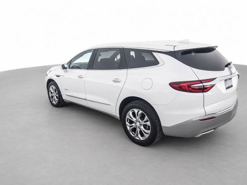 Used 2019 Buick Enclave Avenir w/ Avenir Technology Package AWD/4WD image 7