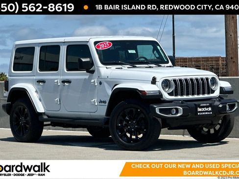 Used 2025 Jeep Wrangler Unlimited Sahara AWD/4WD image 1