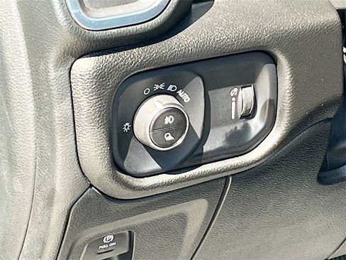 Used 2024 RAM 1500 Big Horn image 10