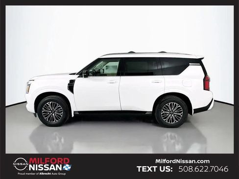 Used 2026 Nissan Armada Platinum AWD/4WD image 2