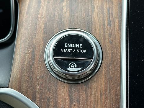 Certified 2026 Mercedes-Benz GLC 300 4MATIC image 21