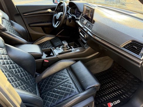 Used 2023 Audi SQ5 Premium Plus w/ Premium Plus Package image 30