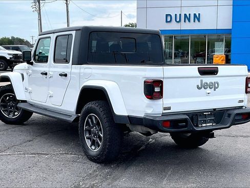 Used 2020 Jeep Gladiator Overland AWD/4WD image 12