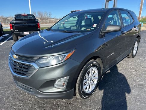 Used 2020 Chevrolet Equinox LS image 9