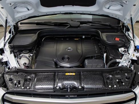 Certified 2026 Mercedes-Benz GLS 450 4MATIC image 5